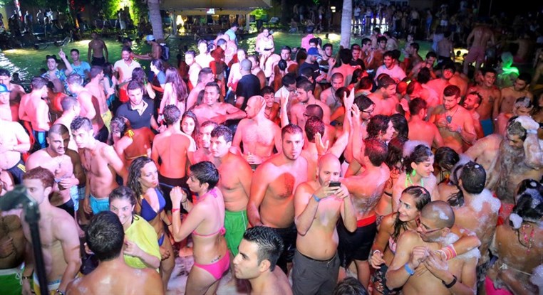 Lebanon Largest FOAM Party 3 (2)